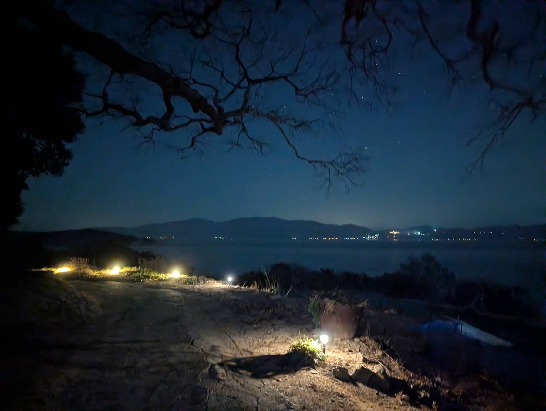 南風テラスから望む夜空と星