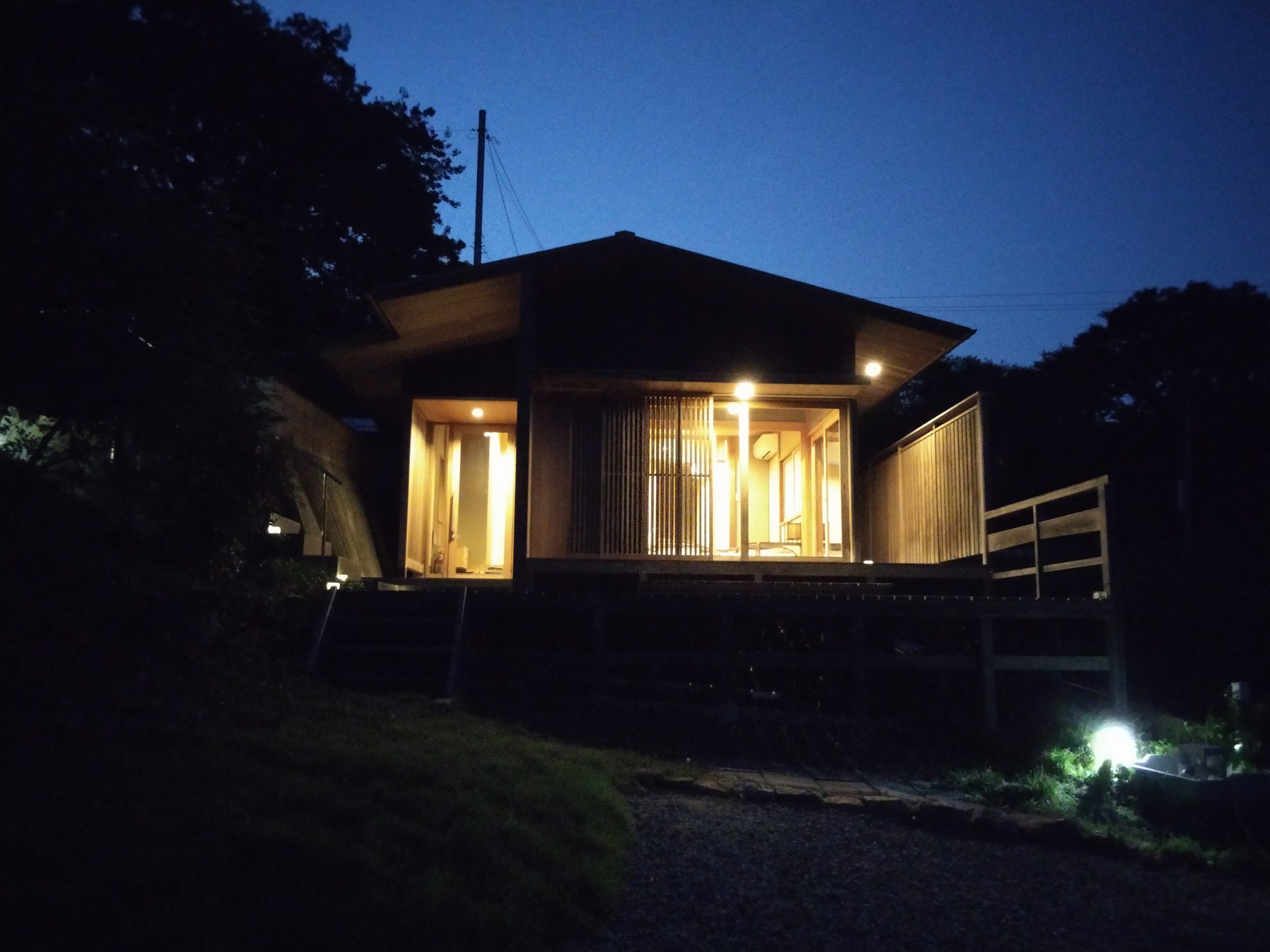夜の南風テラス外観